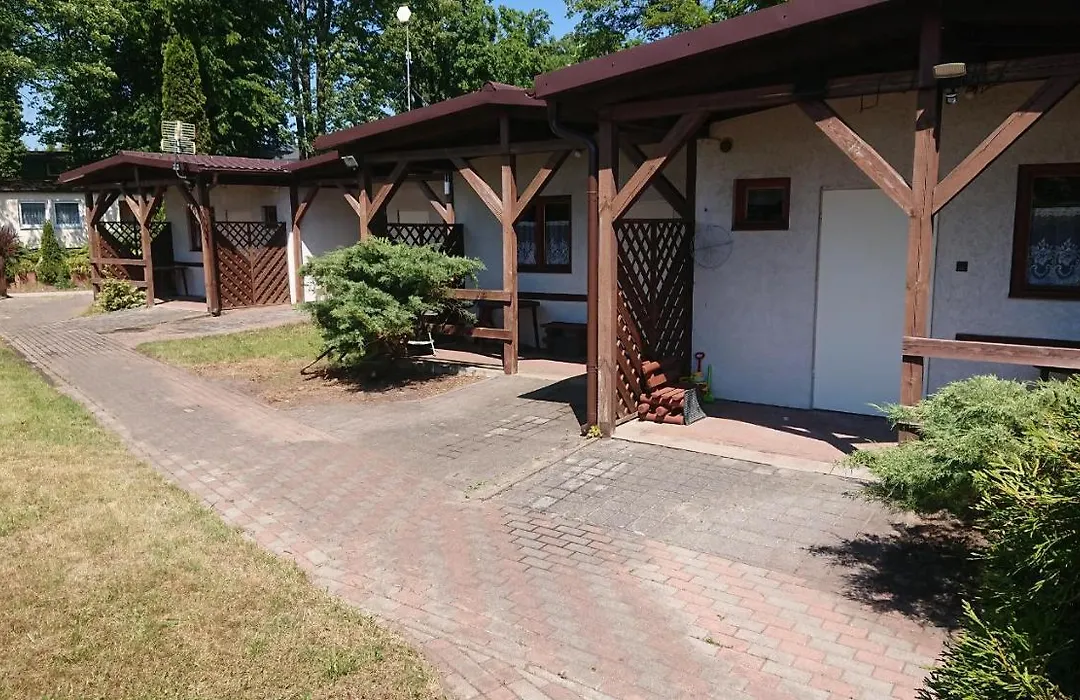 Domki letniskowe Zacisze w Cetniewie-1
