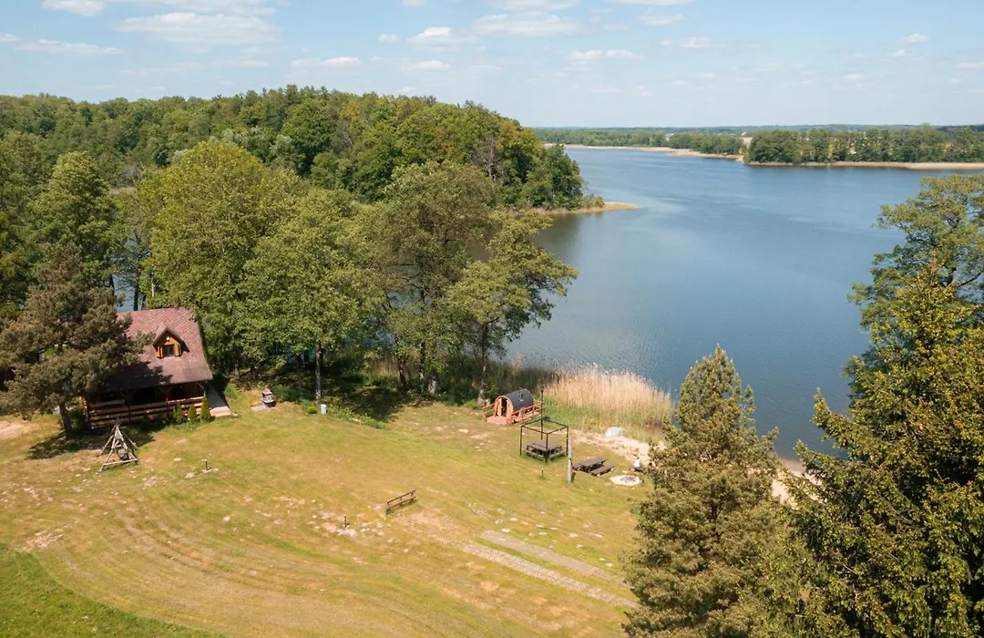 Dom nad jeziorem Winiec Mazury Sauna Plaża Linia Brzegowa Morsowanie Wędkowanie-1