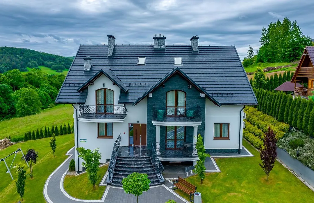 Jaworina- Apartamenty, Domki i Pokoje-1