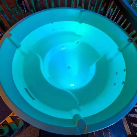 U Tadka dom z jacuzzi-2