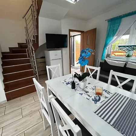 Delfinek - Domki Apartamenty-2