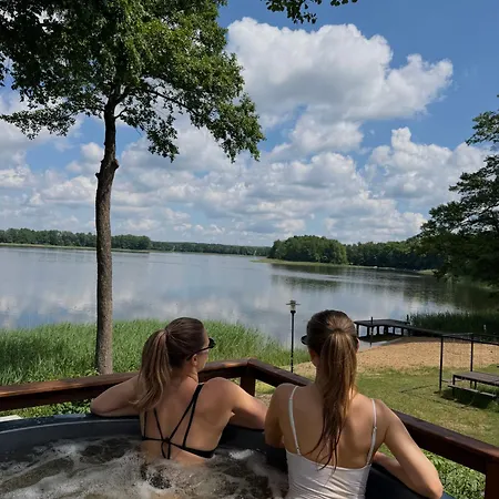 Dom nad jeziorem Winiec Mazury Sauna Plaża Linia Brzegowa Morsowanie Wędkowanie-2