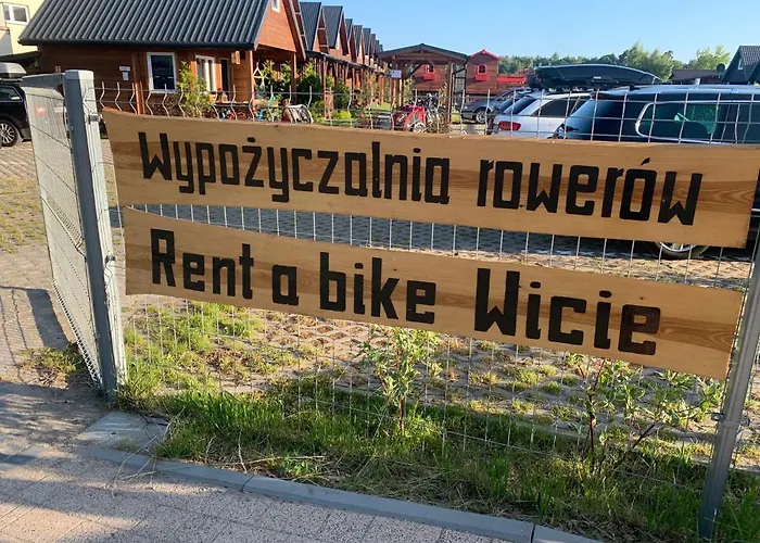 Pod Dębami Wicie- domki drewniane nad morzem