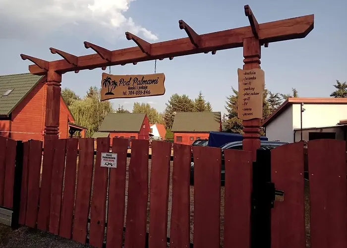 Domki i pokoje ,,Pod Palmami w centrum Okuninka