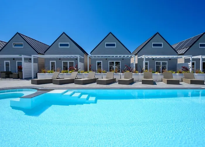 Resort Za Lasem Jarosławiec