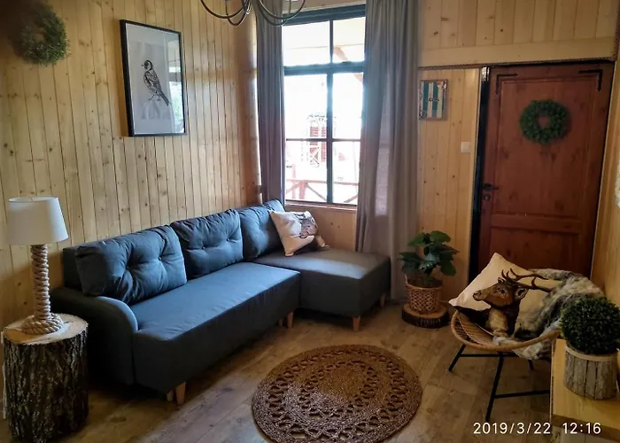 Arena White Houses Okuninka