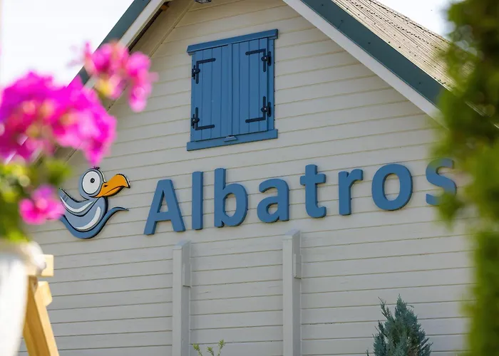 Domki Letniskowe Albatros Rewal