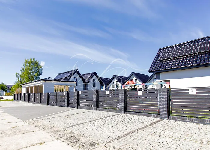 Domki Nord Breeze z podgrzewanym basenem i jacuzzi Władysławowo