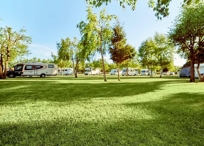Camping Lesny 51 Hotel Łeba